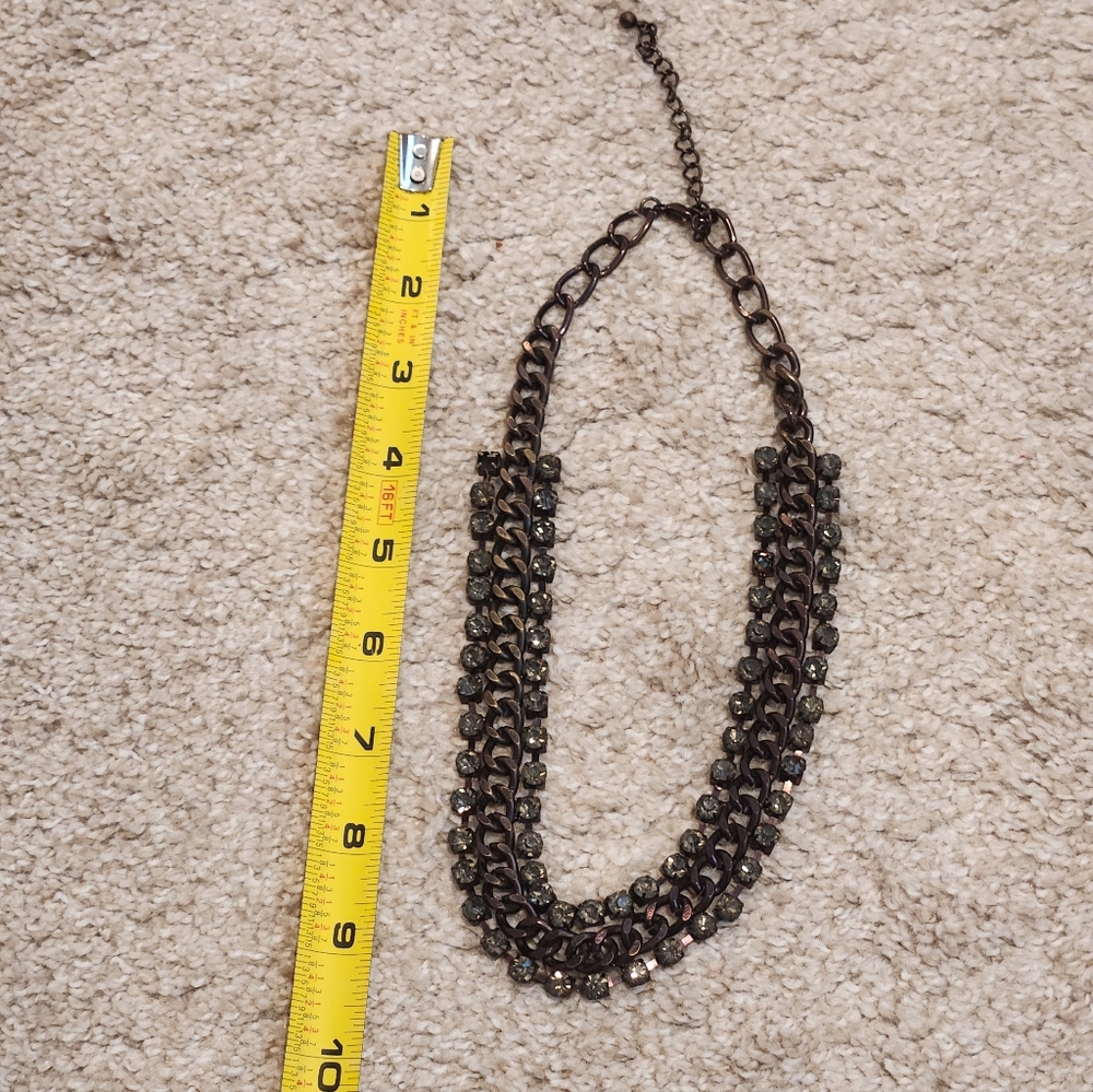 Elegant Black Gem Necklace